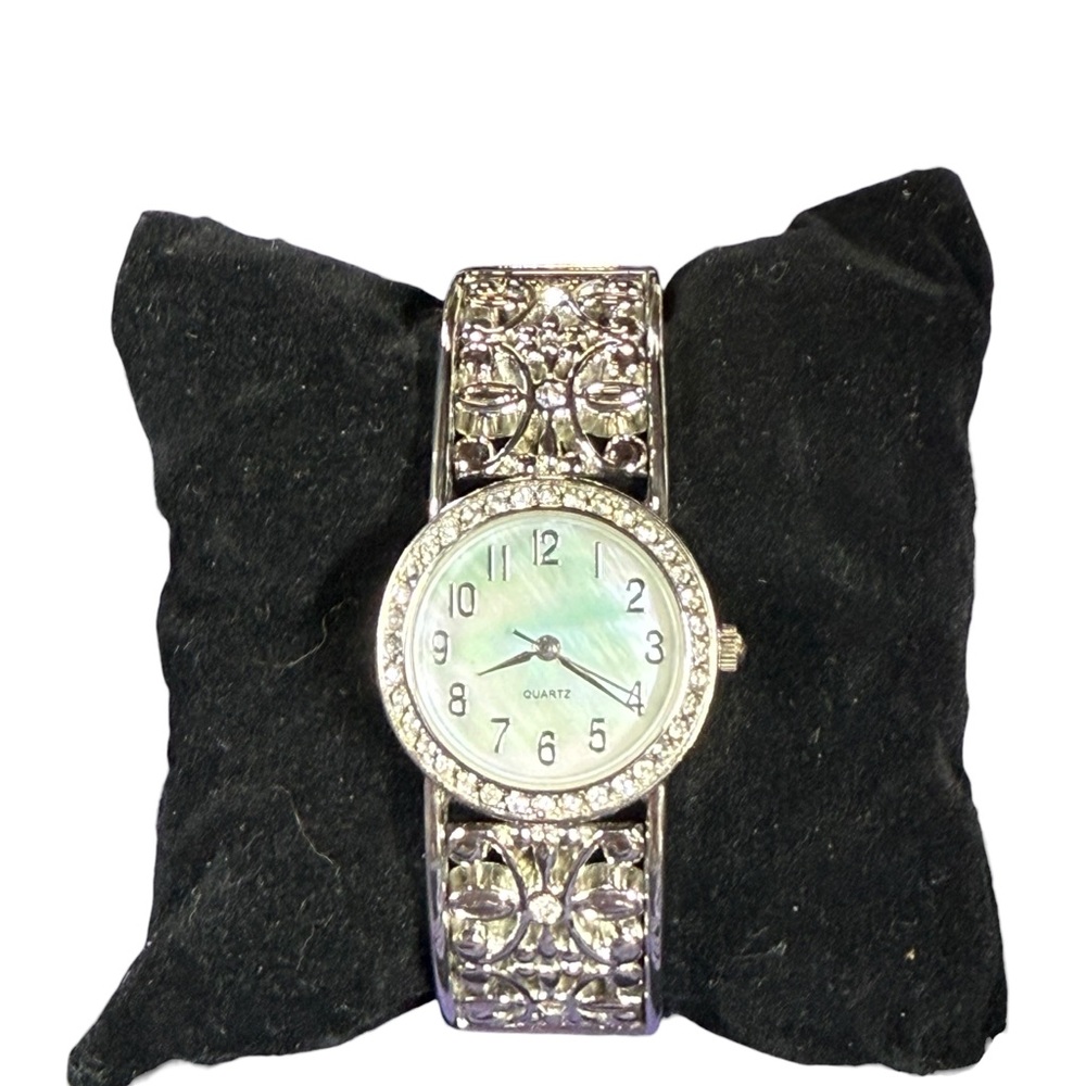 Mother of Pearl Rhinestone Hinged Clamper Bracelet Watch |‎ Quartz | Works